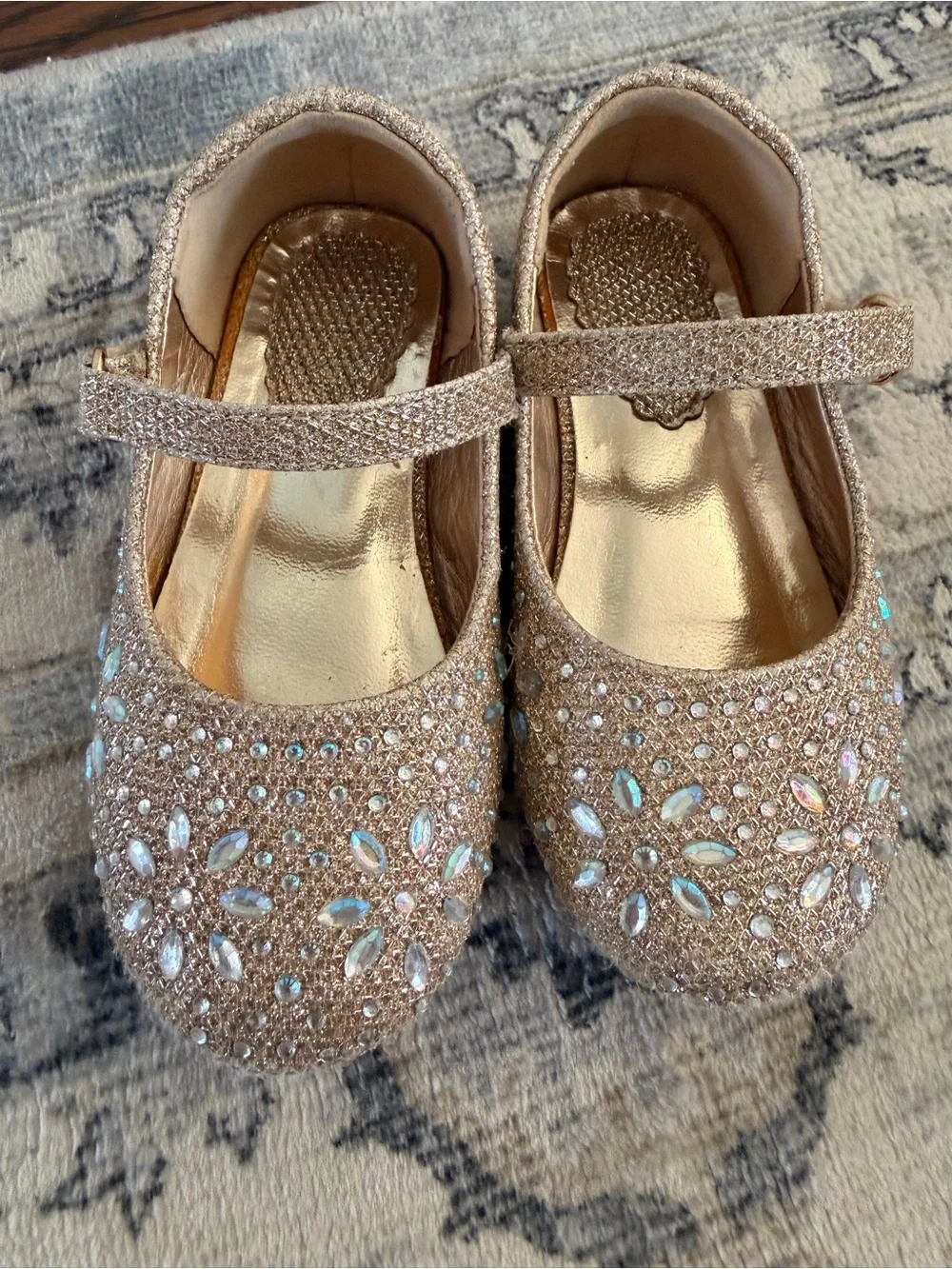 Girls Glitter Mary Jane Shoes in Gold